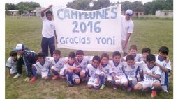 LOS PEQUES. El Progreso se consagró en la categoría 2008/09..