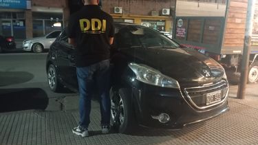 DDI. El auto incautado en el que se desplazaba parte de la banda.