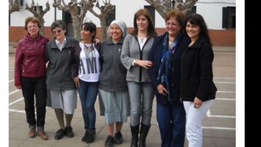 HAY EQUIPO. Las responsables de los niveles primario y secundario del instituto..