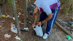 Un vecino de Pilar aficionado a la pesca reflejó a través de su cuenta de Instagram su preocupación por la creciente cantidad de basura en la playita del Petrel. Un vecino de Pilar aficionado a la pesca reflejó a través de su cuenta de Instagram su preocupación por la creciente cantidad de basura en la playita del Petrel.