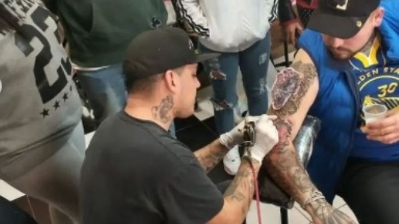 Foto: Apología Tattoo..