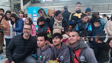 la tecnica 2, campeona regional en sumo de robots