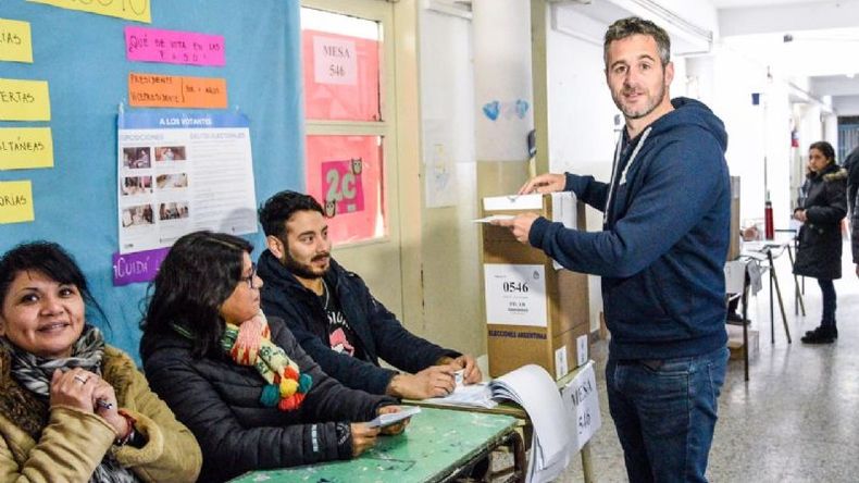 Achával votó bien temprano..