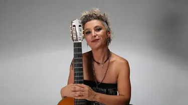 Luciana Jury se presenta en El Cirko. Luciana Jury se presenta en El Cirko.