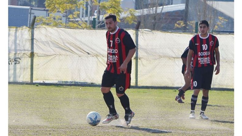 TRIUNFO. Mereyro resaltó la entrega del equipo para terminar con los 9 partidos sin ganar..