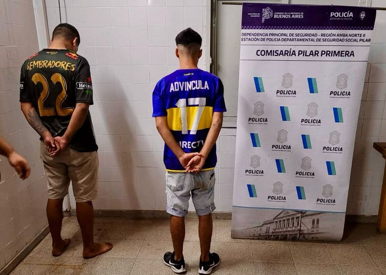 Dos integrantes de la banda detenidos. Otros dos est&aacute;n identificados pero pr&oacute;fugos.