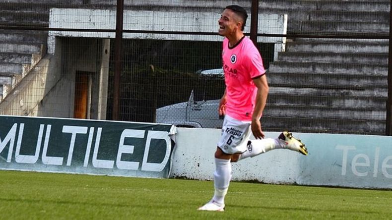 CONVOCADO. Rodríguez Silva espera su oportunidad de ser titular en el Barraza..
