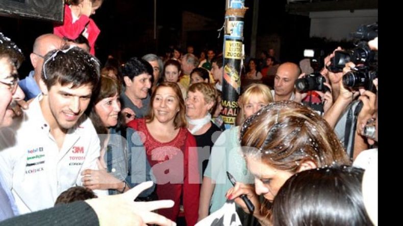 Nadie se quiso perder la foto con el ídolo..