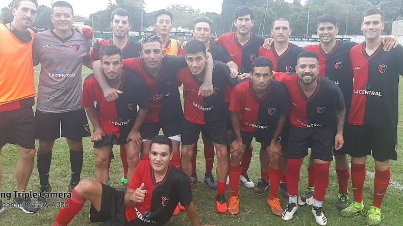 TABLAS. Derqui sumó un punto valioso visitando al bicampeón..