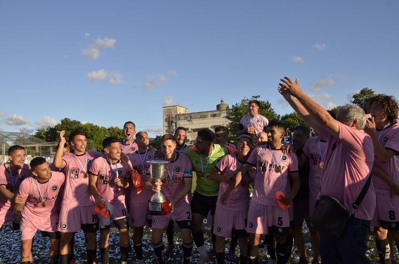 Real Pilar, actual campeón de la C, debutará en la Primera B visitando a Laferrere.