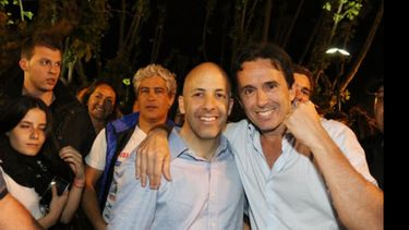 El intendente electo Nicolás Ducoté y Sebastián Neuspiller, primer candidato a concejal de Cambiemos..