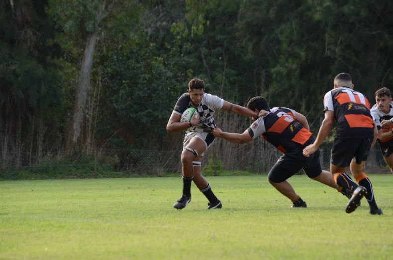 San José sumó su tercera victoria consecutiva para ser líder de Zona Desarrollo de la URBA.