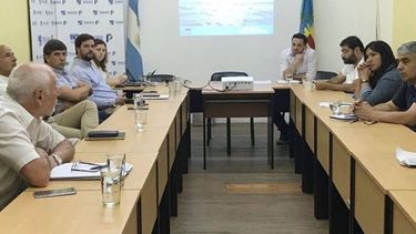 ENCUENTRO. Ayer, concejales escucharon a los representantes de AySA..