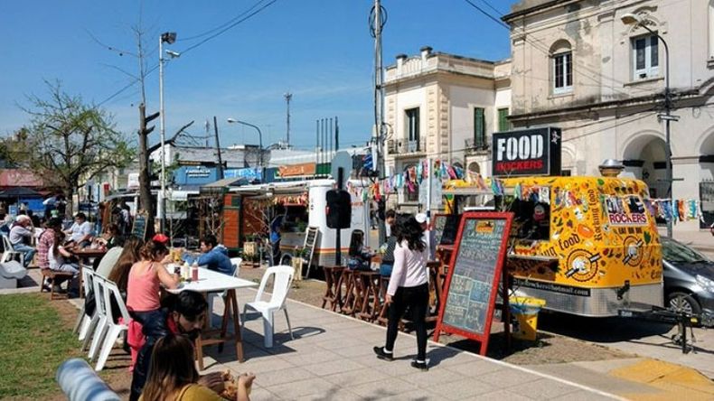 EN CARRO. Los food trucks fueron creados “para atraer público al centro”..