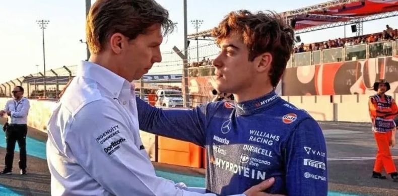 James Vowles y Franco Colapinto previo a uno de los Grandes Premios