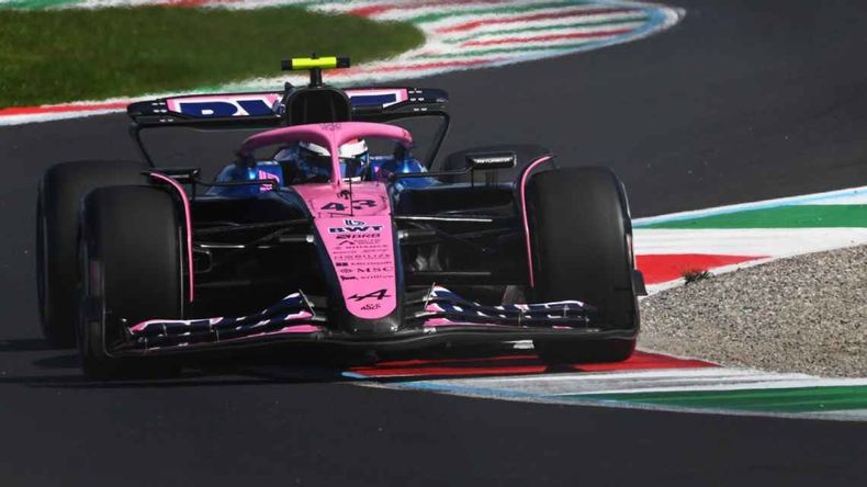 Franco Colapinto sobre la pista de Monza.
