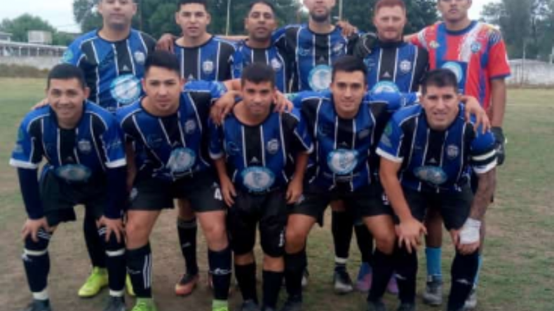 La Nueva protagonizó un partidazo y venció 7-4 a Escobar..