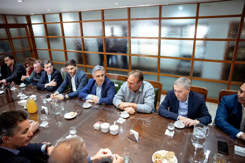 UNIDOS. Los gobernadores buscan poner un límite al Gobierno nacional.