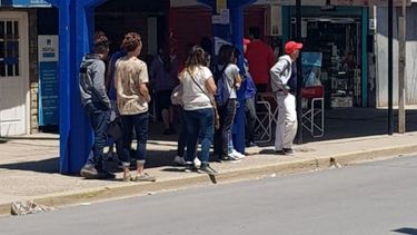 Del Viso: El Municipio sacó paradas de colectivos del centro