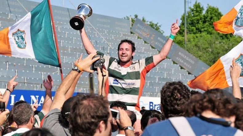 DOBLE ASCENSO. El plantel superior de St. Brendan’s de la temporada 2005..