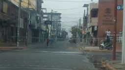La calle Rivadavia, vallada