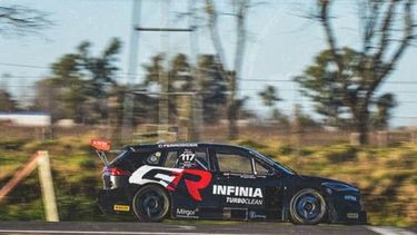 SEXTO. El Toyota Cross de Rossi dio su giro más rápido en 129522.