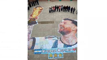 La impresionante obra de Messi hecha con tapitas.