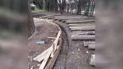 Queridos vecinos, con mucha tristeza compartimos con ustedes que una vez más hemos sido víctimas de un nuevo robo. Esta vez se llevaron 12 metros de fierros del encadenado del futuro Oratorio que iniciaron los misioneros con tanto esfuerzo y cariño. No hay palabras que expresen lo que sentimos en estos momentos. Hogar Santa Marta Derqui..