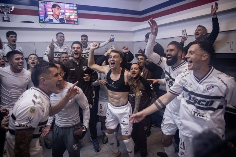 La Legión de Pilar hace delirar al Calamar en la Liga Profesional.