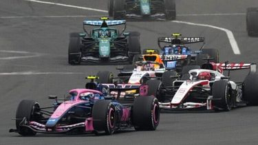 POSTAL DE LA CARRERA. Franco Colapinto aguantando a los los Hass y más atrás los Mercedes. POSTAL DE LA CARRERA. Franco Colapinto aguantando a los los Hass y más atrás los Mercedes.