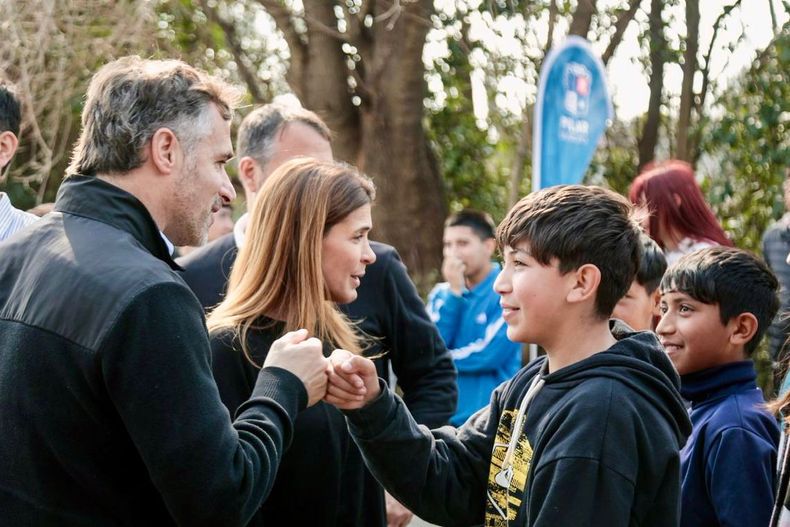 Achával y Peratlta recorrieron el nuevo Parque Ambiental. 