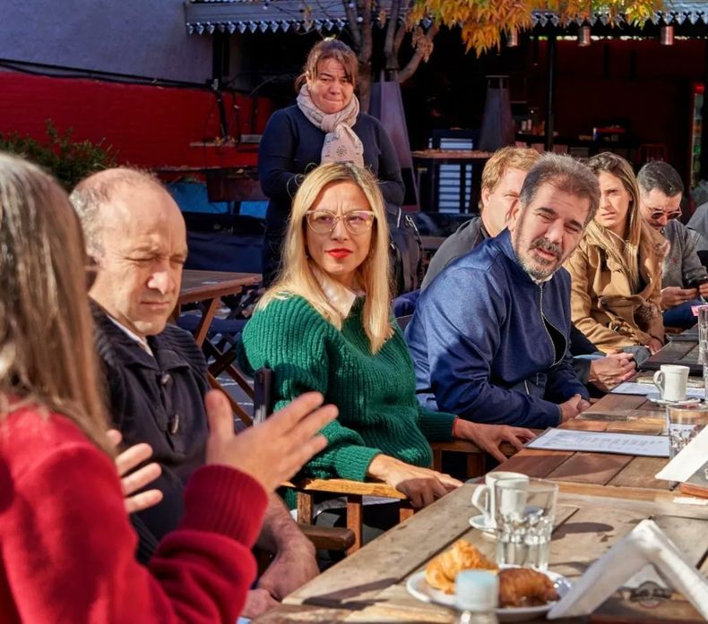 VISITA. Esta semana, Ritondo estuvo en Pilar con Adriana Cáceres. &nbsp;
