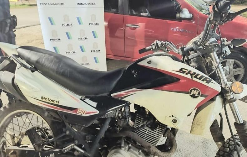 La moto robada fue hallada en un descampado.&nbsp;
