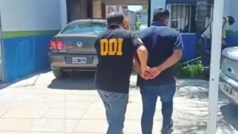 EL ÚLTIMO PRÓFUGO. Matías Méndez (22) llega a la DDI de Tigre. Lo detuvieron en Garín. .