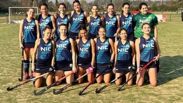 EQUIPO. Hebraica ganó un partido clave para estar fuera de la zona de peligro. .