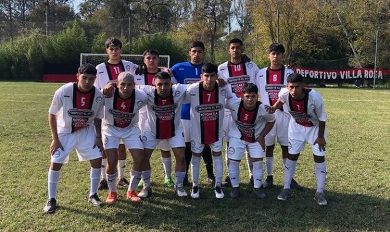 EQUIPO. La Sub 20 de Villa Rosa le sacó un empate al líder de la Permanencia A.
