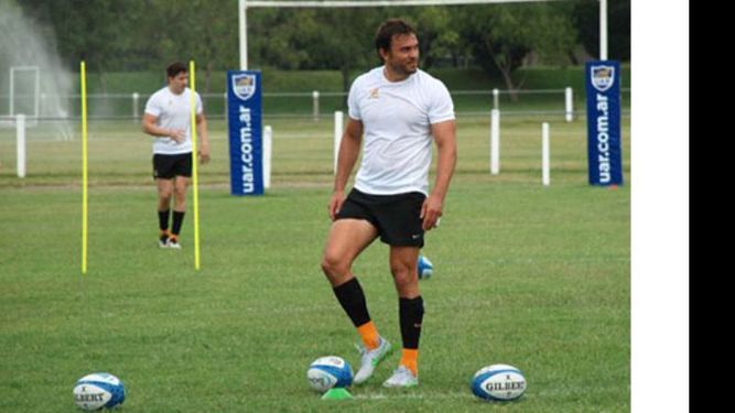 (@JaguaresARG). Juani, en pleno entrenamiento..