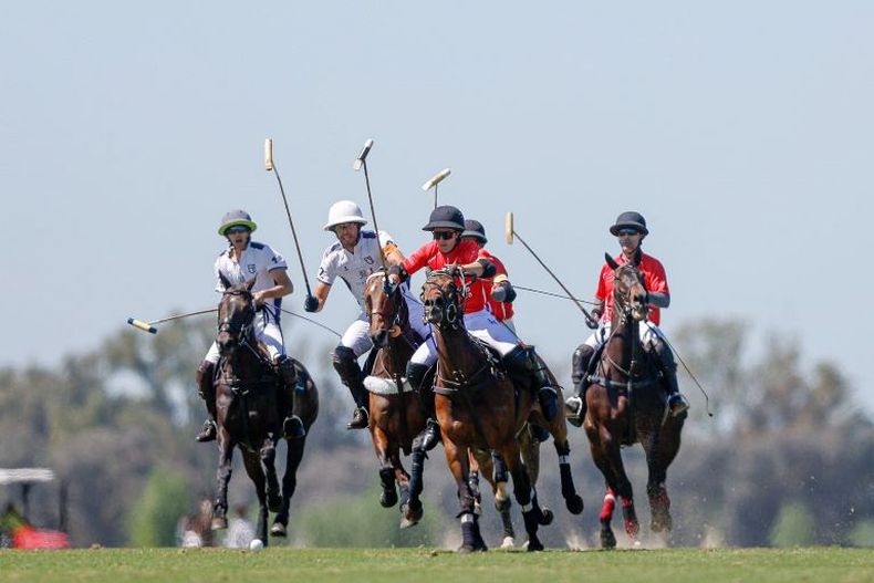 El Torneo Clasificación busca dos equipos para el Abierto Argentino de Palermo.