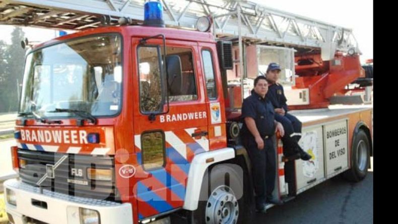 El móvil con escalera fue adquirido en Holanda..