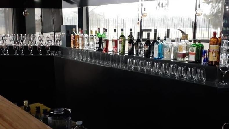 En julio se había clausurado a una peluquería-bar..