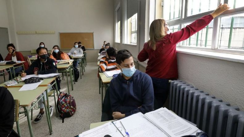 VENTANAS. Los expertos recomienzan que la ventilación sea permanente..
