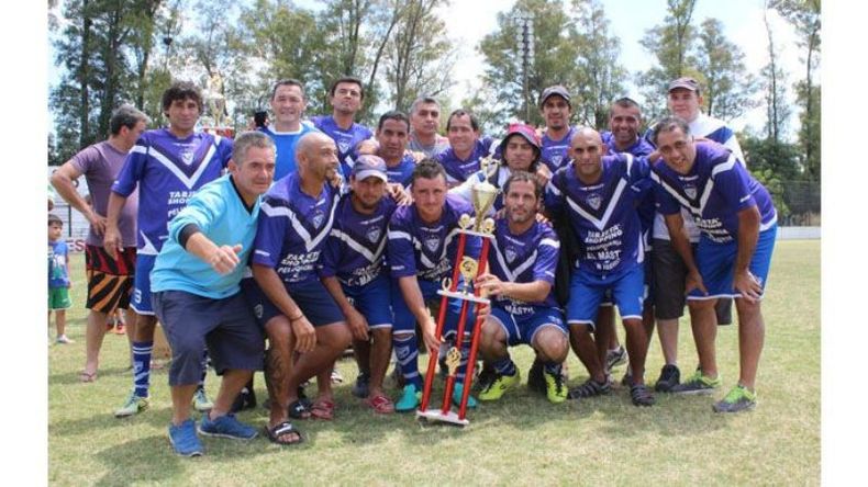 PODIO. NN Grand Bourg terminó quedándose con el bronce..