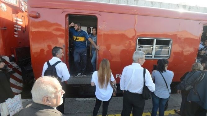 Vecinos de Alberti convocan a una manifestación por el tren