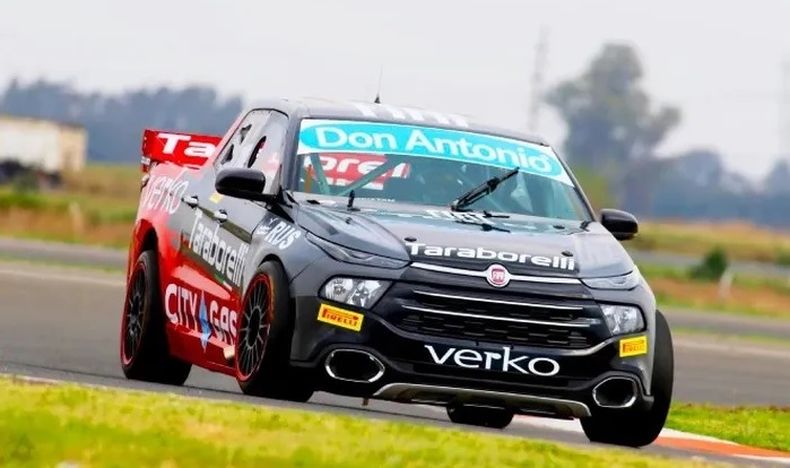 CAMIONETA. La Fiat Toro que ya utilizó Diego Azar en su primera participación en 2020.
