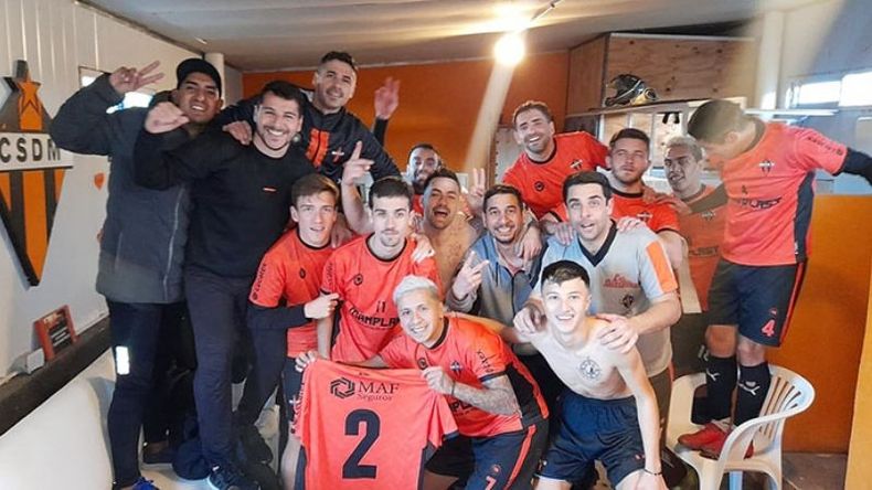 Manza festejó en el vestuario..