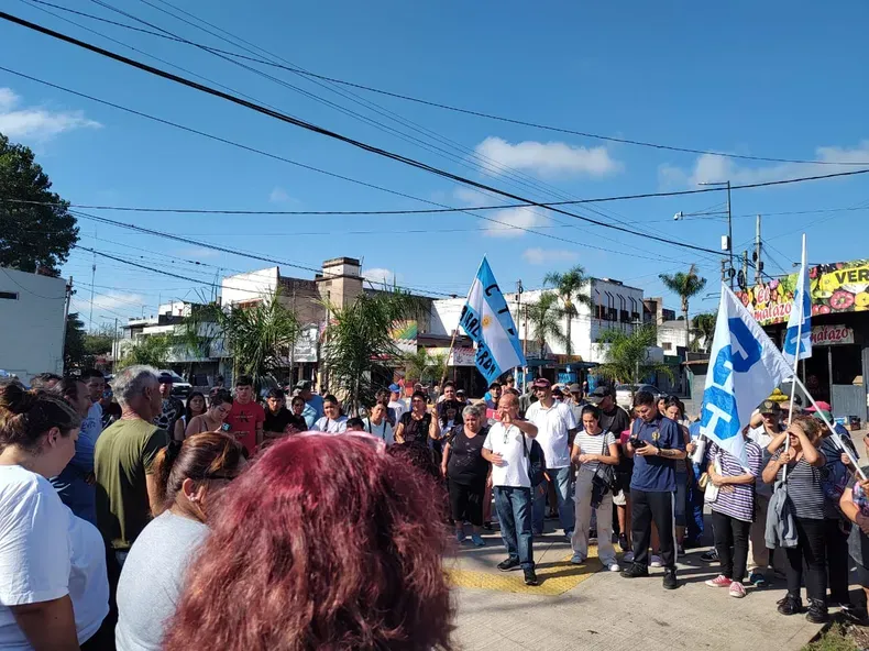 RECLAMO A finales de marzo organizaciones de la UTEP de Pilar se movilizaron contra el recorte de los planes
