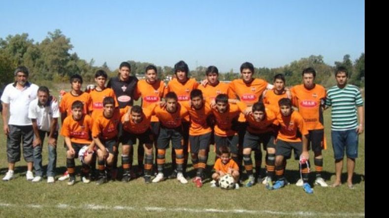 Como con la Primera, Manzanares empató 1-1 ante Atlético y Villa Rosa..