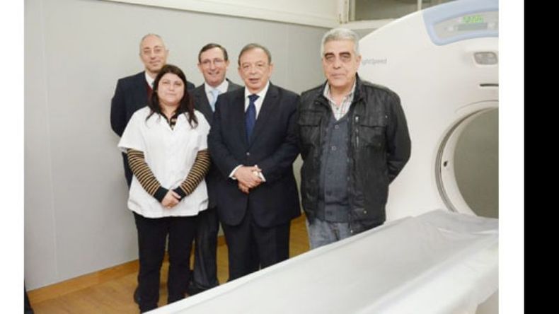 El tomógrafo del Sanguinetti, una de las inauguraciones del 2013..