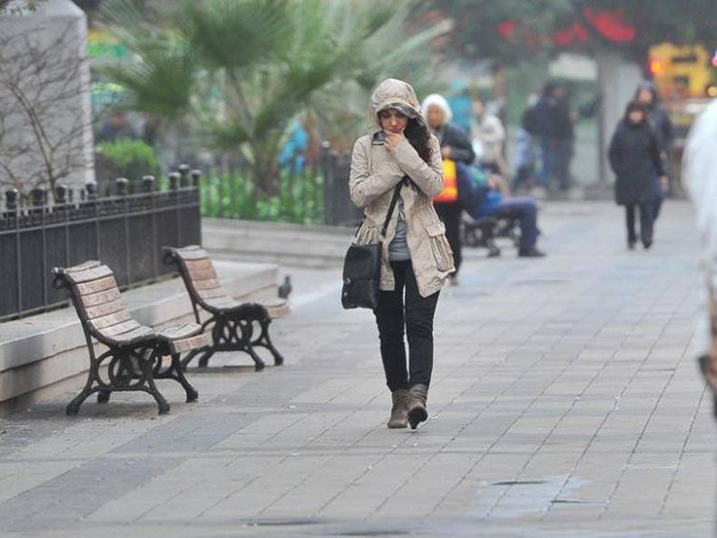 El Servicio Meteorológico Nacional anticipa una mañana gris y con mucha humedad en Pilar, pero también prevé que clima mejorará pasado el mediodía.