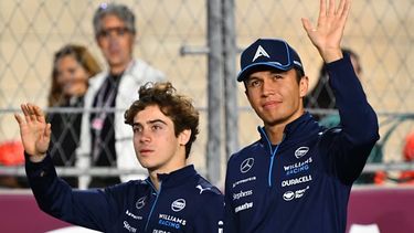 Franco Colapinto y Alex Albon, pilotos de Williams en la última fecha del año.